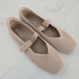 VIVAIA Women's Tan Flats